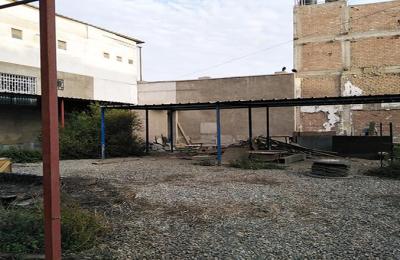 ALQUILER DE AMPLIO TERRENO EN CALLE DALLORSO